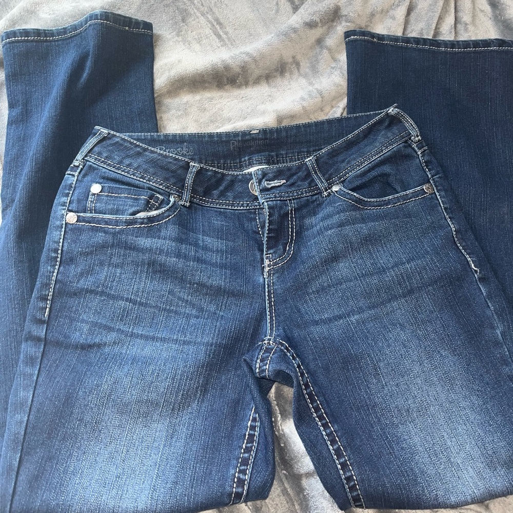 Vintage Jean 90 themed